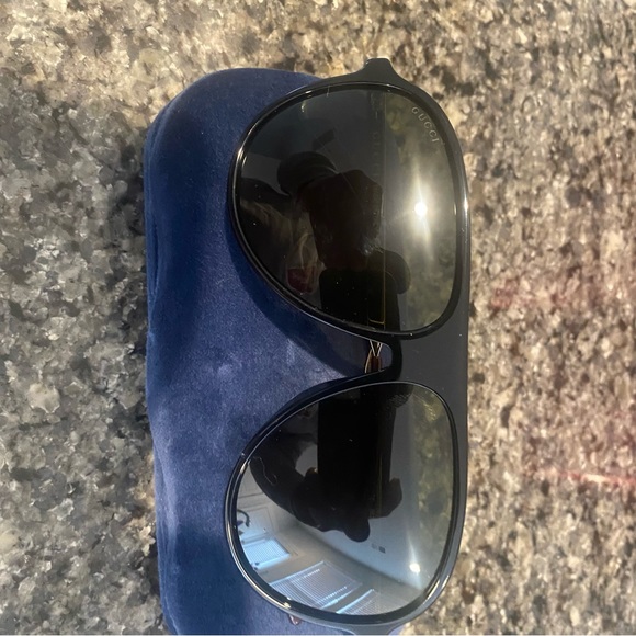 Gucci Sunglasses - Picture 1 of 2